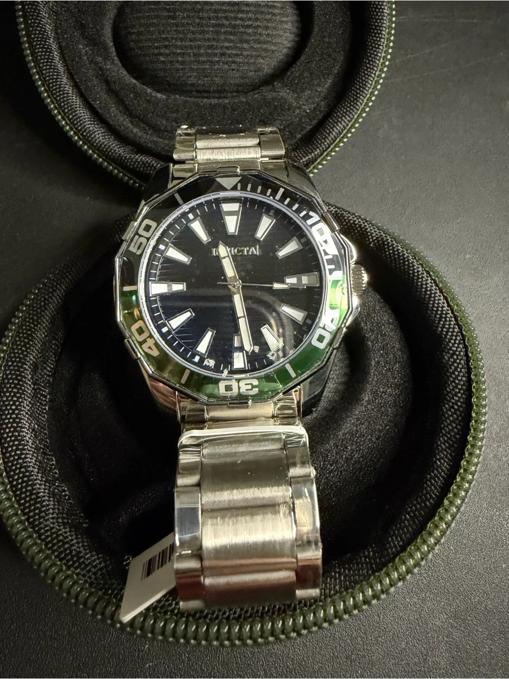Invicta Pro Diver Watch & Case Bundle — Green